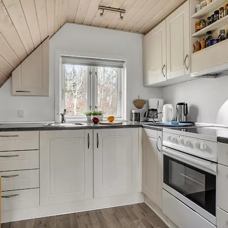 2 Bedroom Amazing In Thyholm